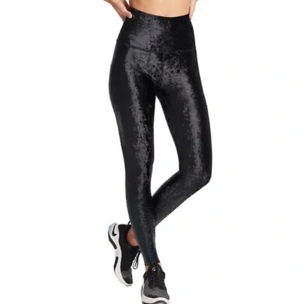 Beyond Yoga Women's Size XS Black Crushed Alloy Leggings